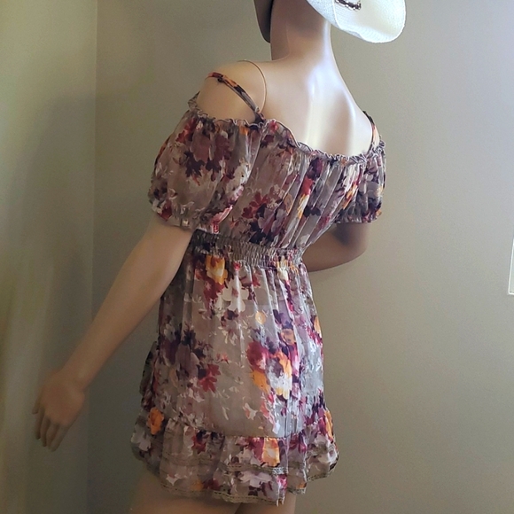 Pretty Floral Print off the shoulder blouse Boho Country Western Farm - Picture 7 of 9